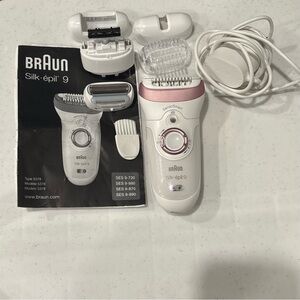 Braun Silk-épil 9 Epilator SensoSmart 5378 With Charger & Attachments